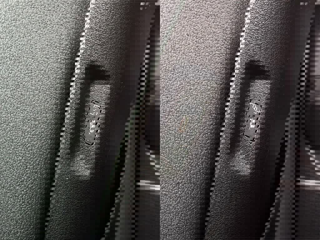 Used 2025 Hyundai Santa Fe Limited image 28