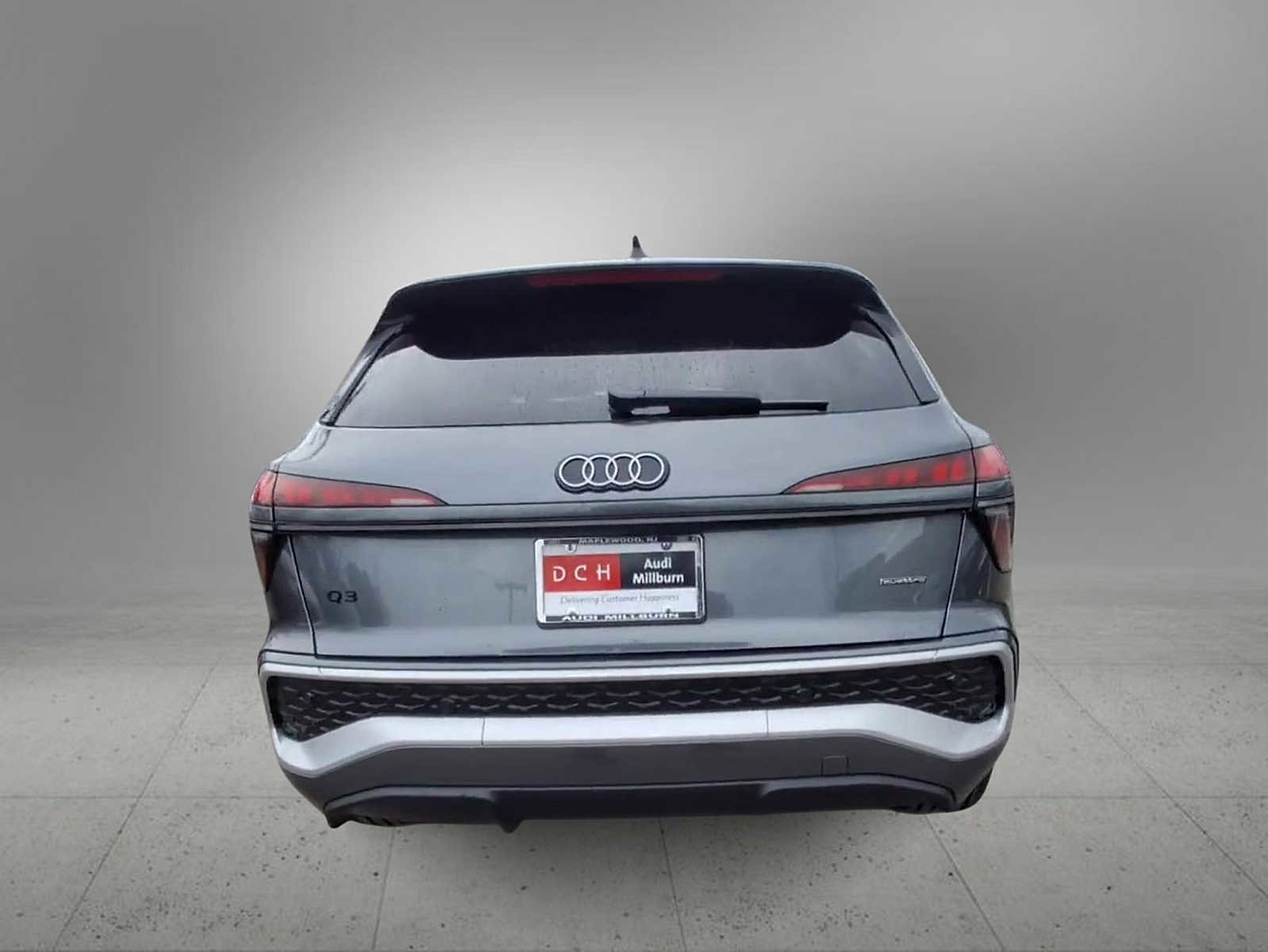 New 2026 Audi Q3 quattro 2.0T AWD/4WD image 7