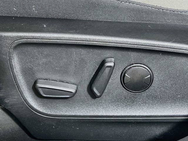 Used 2022 Ford Escape SE w/ Convenience Package FWD image 11
