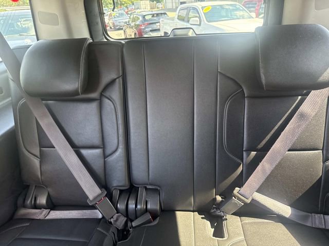 Used 2017 GMC Yukon XL SLT w/ Open Road Package image 21