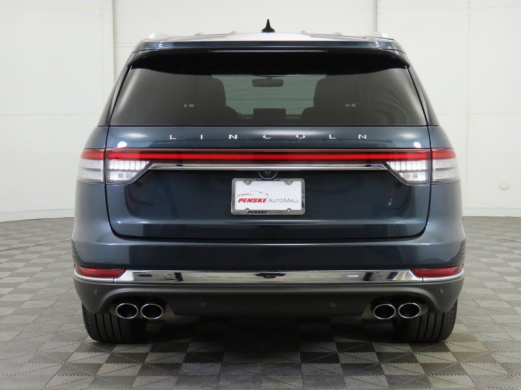 Used 2022 Lincoln Aviator Reserve w/ Equipment Group 201A image 6