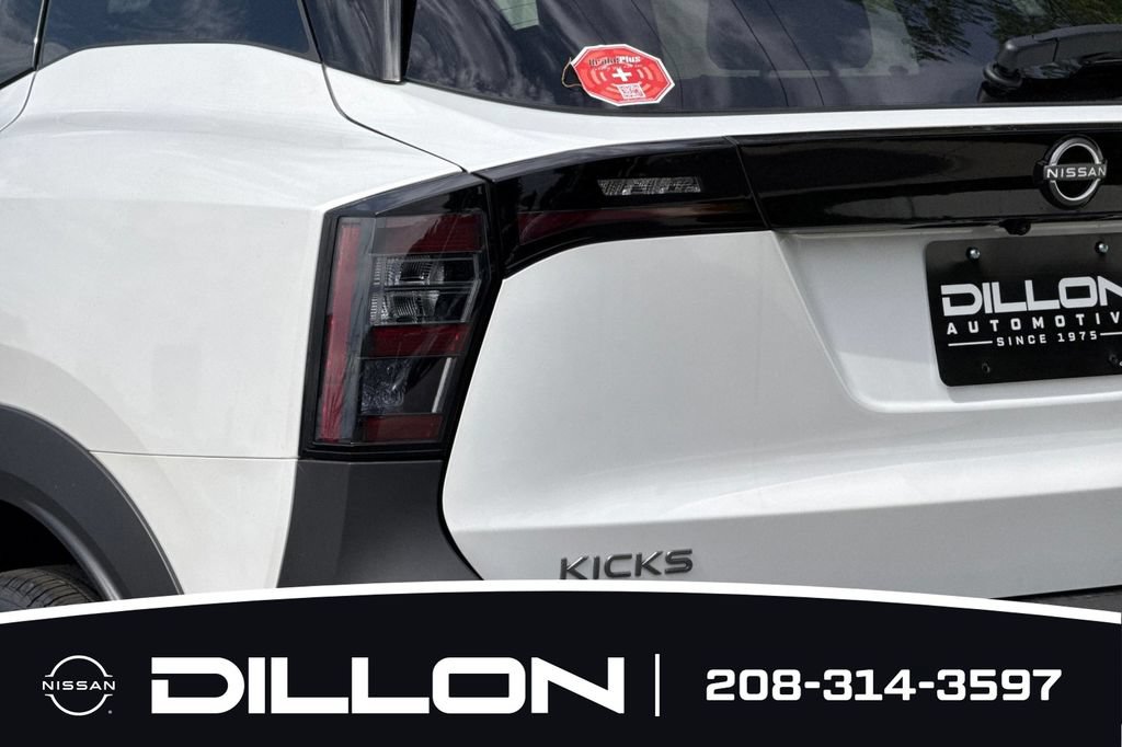 New 2026 Nissan Kicks SR AWD/4WD image 28
