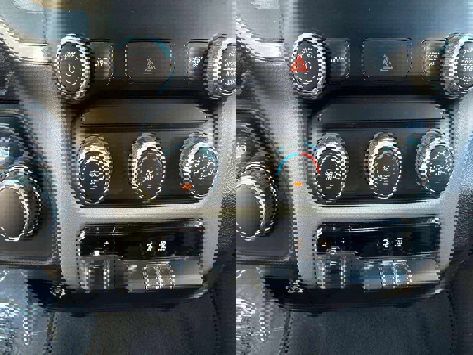 Used 2024 RAM 2500 Big Horn image 25