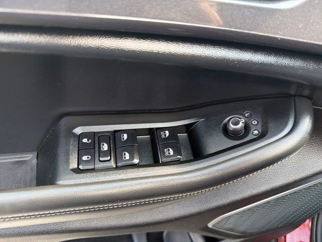 Used 2021 Jeep Grand Cherokee L Laredo AWD/4WD image 12