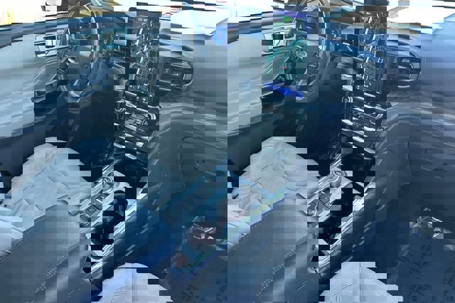 Used 2022 Ford Explorer Platinum w/ Equipment Group 601A image 19