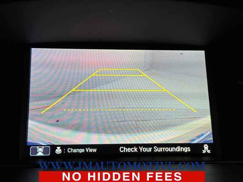 Used 2017 Acura TLX w/ Technology Package FWD image 33
