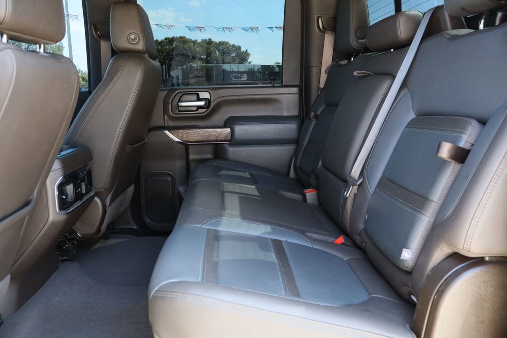 Used 2020 GMC Sierra 3500 Denali w/ Denali Ultimate Package AWD/4WD image 30