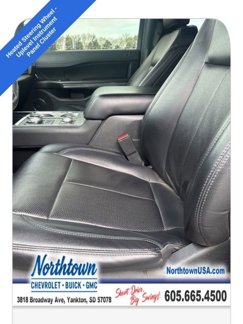 Used 2019 Ford Expedition XLT w/ Equipment Group 202A AWD/4WD image 16