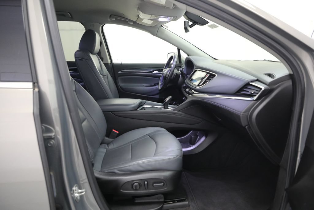Certified 2019 Buick Enclave Essence w/ Trailering Package, 5000 lbs. AWD/4WD image 9