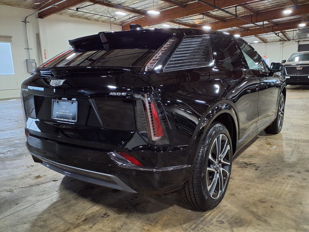 New 2026 Cadillac Optiq Sport 1 image 8