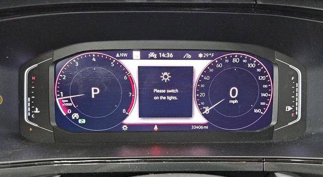 Used 2022 Volkswagen Taos SEL w/ Panoramic Sunroof Package image 12