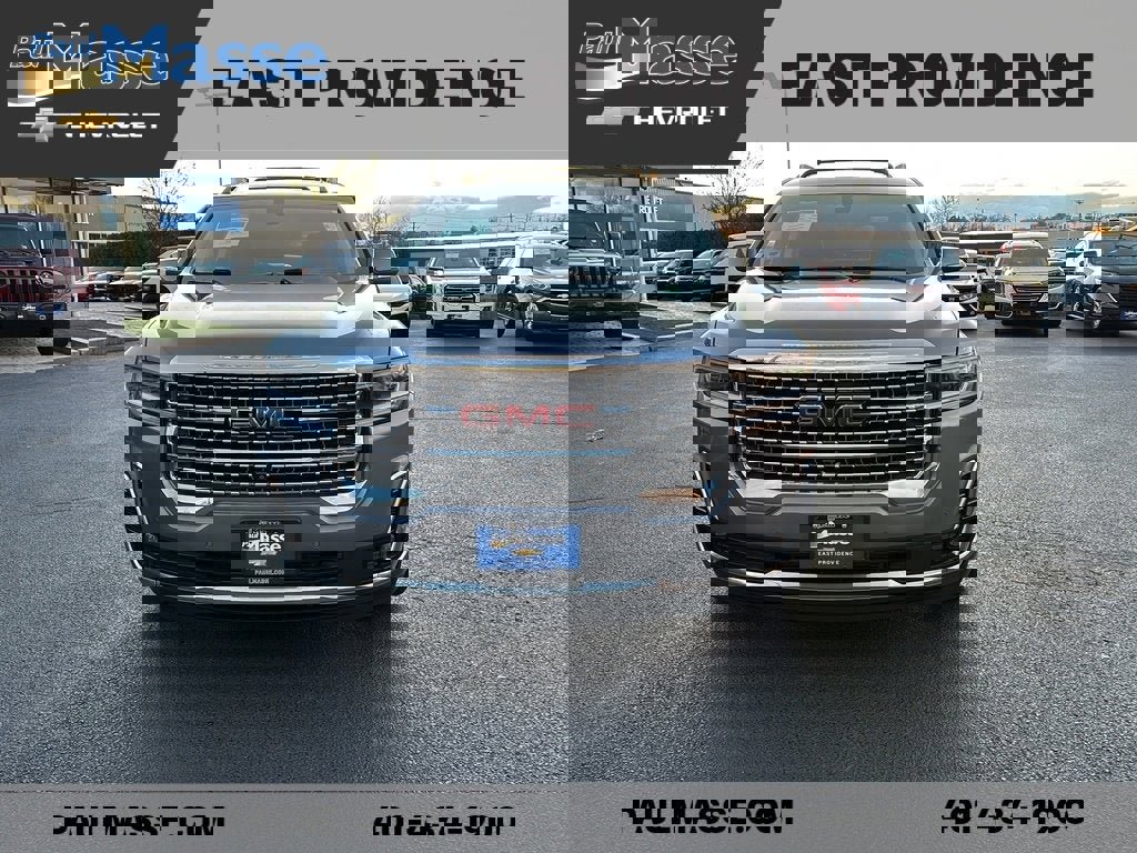 Certified 2022 GMC Acadia Denali w/ Denali Ultimate Package image 2