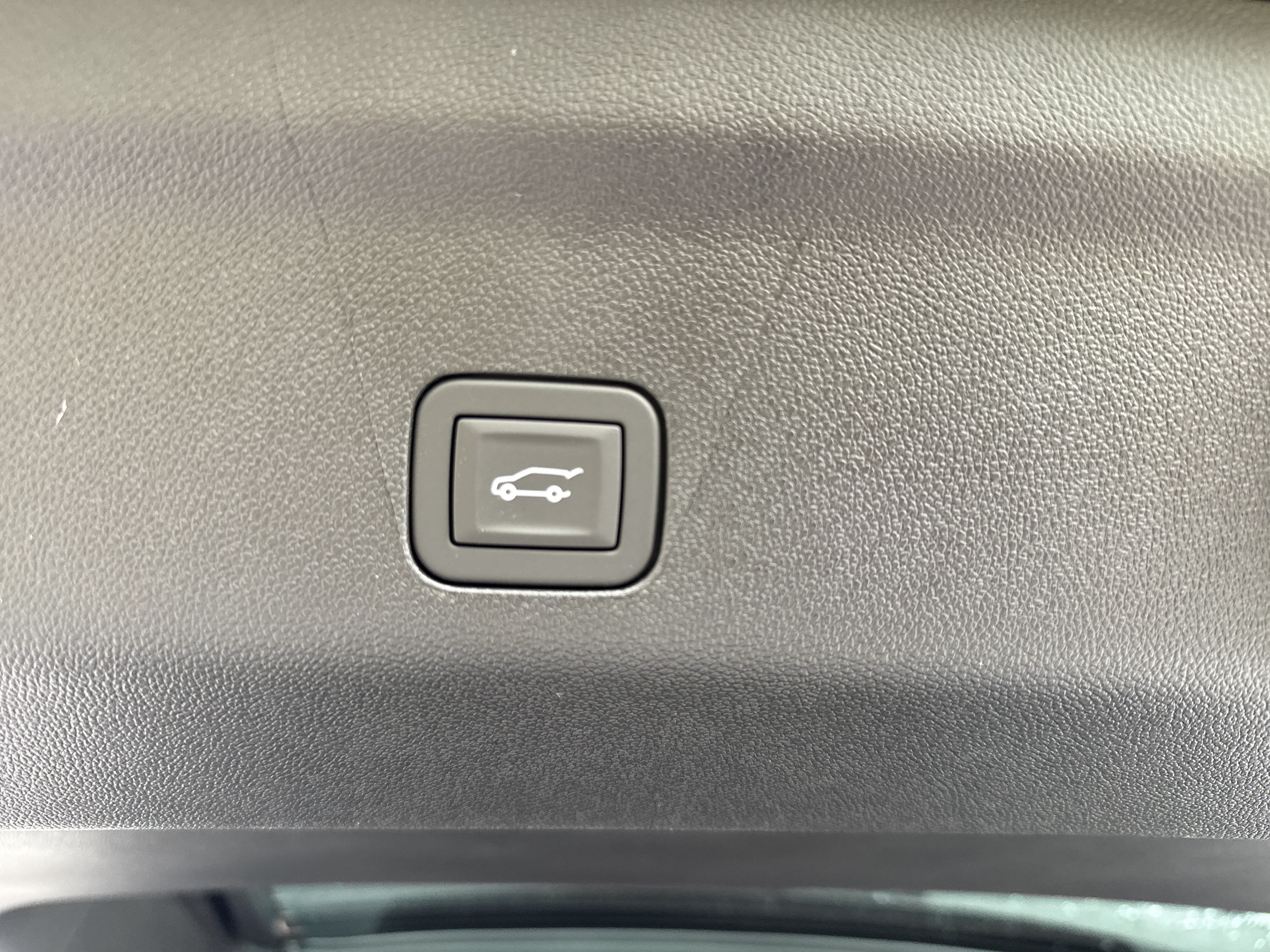 New 2026 GMC Yukon XL Denali w/ Sun & Power Step Package AWD/4WD image 38