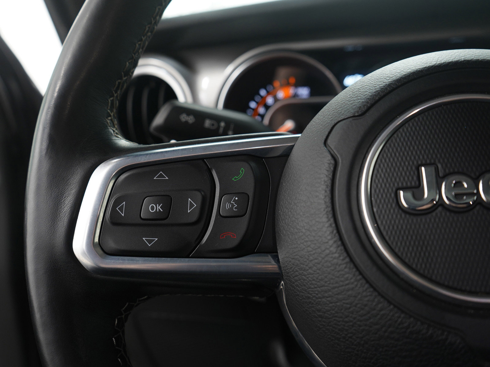 Used 2021 Jeep Wrangler Unlimited Sahara w/ LED Lighting Group image 23