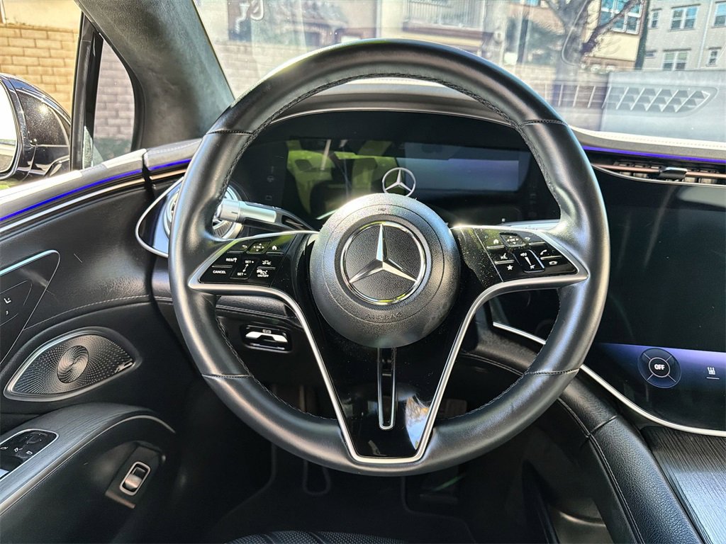 Used 2023 Mercedes-Benz EQS 580 4MATIC Sedan image 11