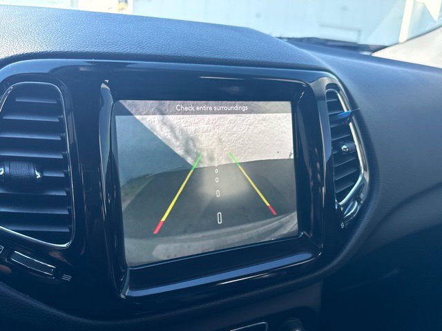 Used 2019 Jeep Compass Limited AWD/4WD image 17