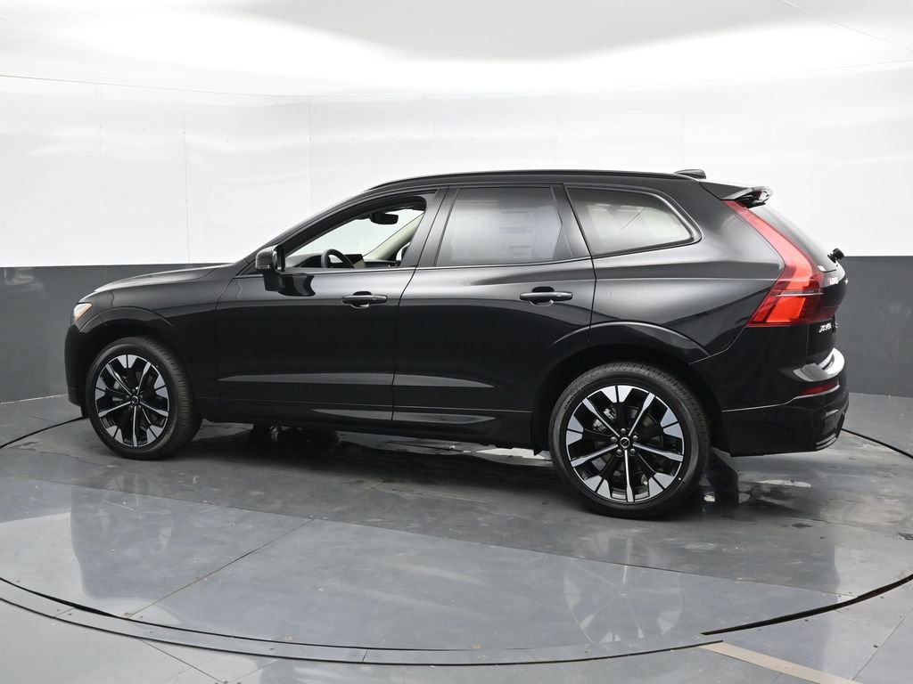New 2026 Volvo XC60 B5 Plus w/ Protection Package Premier image 8