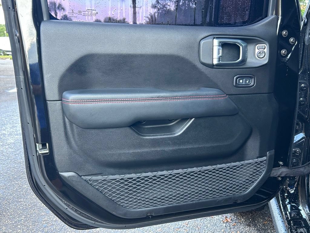 Used 2020 Jeep Wrangler Unlimited Rubicon AWD/4WD image 36