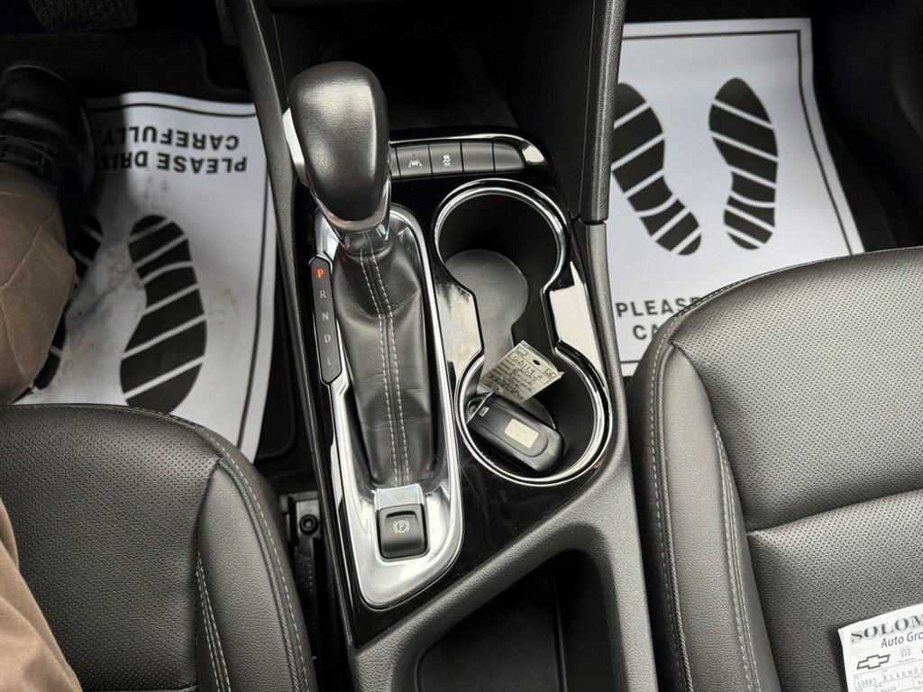 Certified 2024 Buick Encore GX Sport Touring image 19