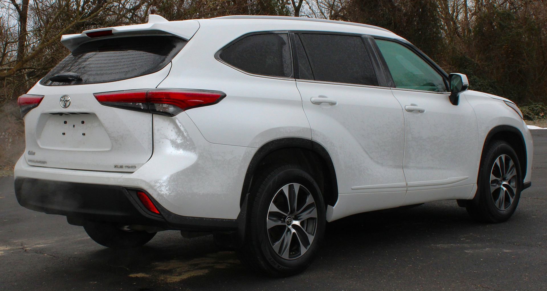 Used 2023 Toyota Highlander L image 6