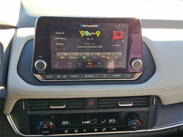 Used 2023 Nissan Rogue SV image 17