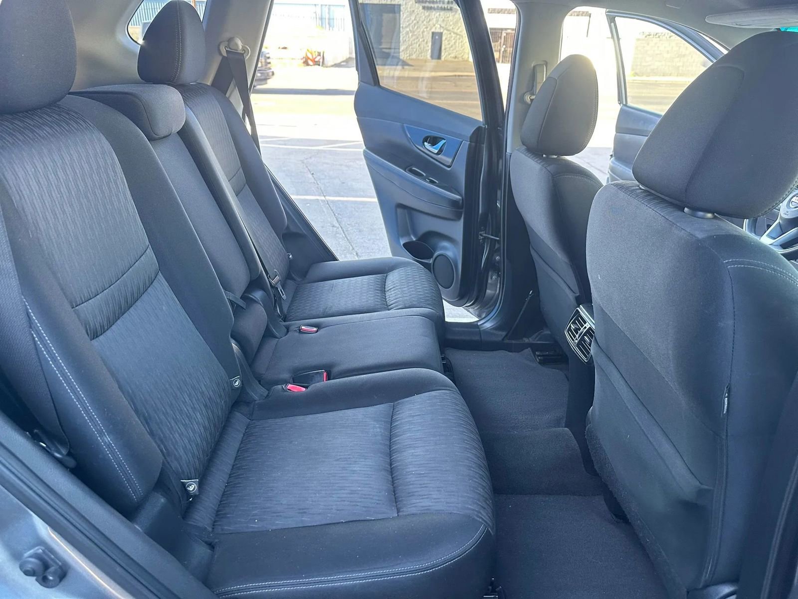 Used 2017 Nissan Rogue S w/ Appearance Package image 16