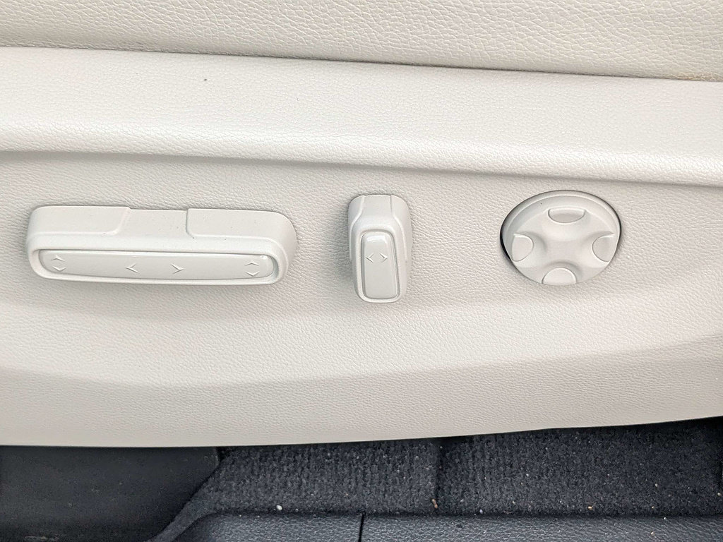 Used 2025 Honda Odyssey EX-L image 21