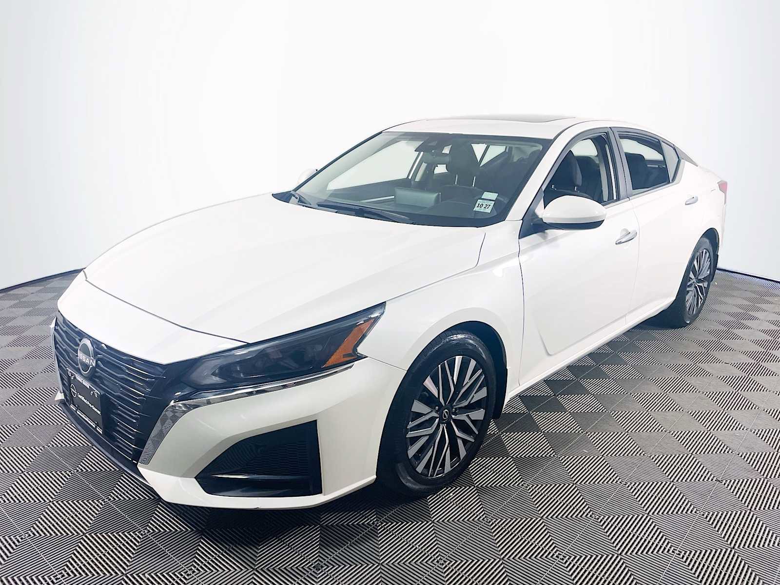 Certified 2023 Nissan Altima 2.5 SV w/ SV Premium Package