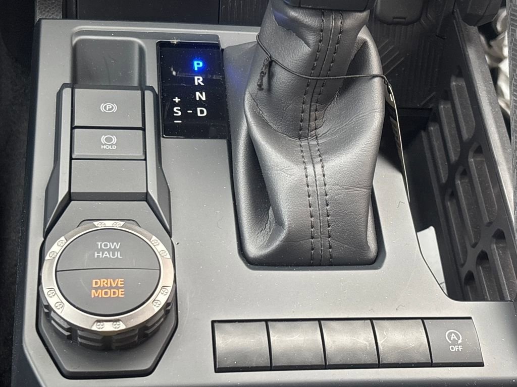 Used 2024 Toyota Tacoma TRD Sport w/ TRD Sport Upgrade Package image 13