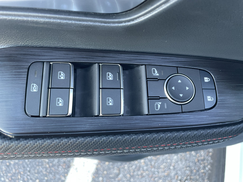 New 2026 Nissan Kicks SR w/ Cold Weather Package image 9