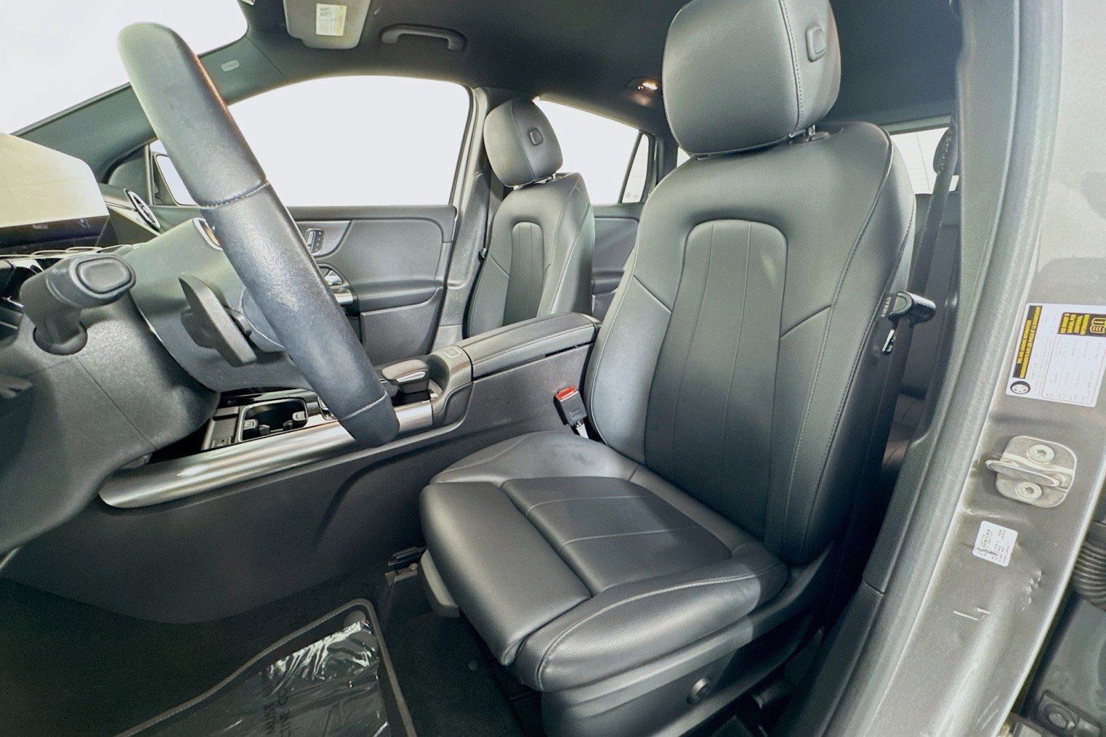 Certified 2023 Mercedes-Benz GLA 250 image 18