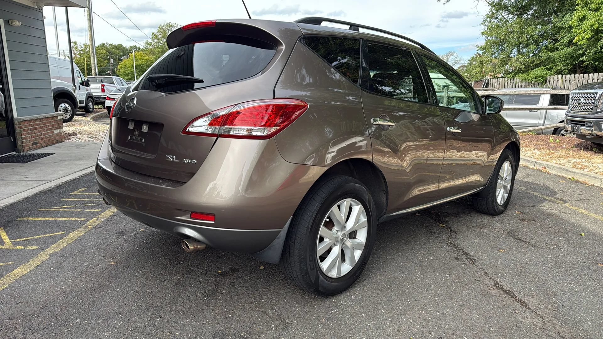 Used 2011 Nissan Murano SL w/ Navigation Pkg AWD/4WD image 5