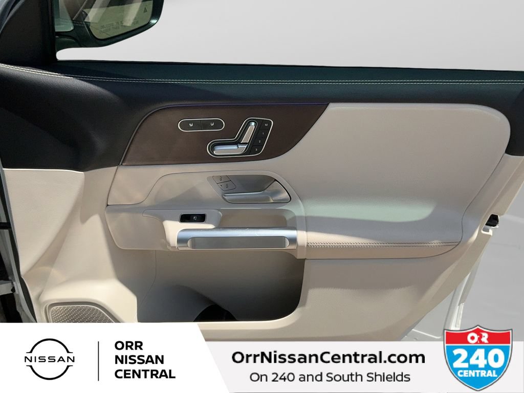 Used 2021 Mercedes-Benz GLB 250 4MATIC image 10