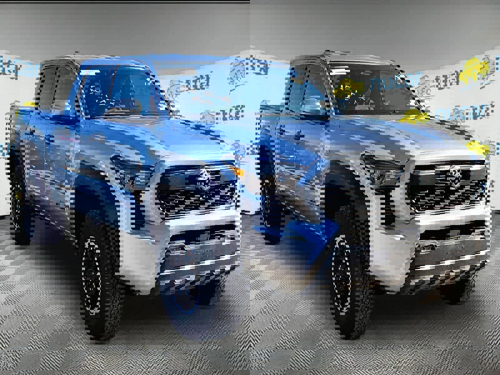 Used 2025 Toyota Tacoma TRD Off-Road image 1