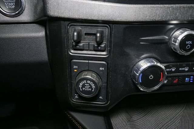 Used 2023 Ford F350 Platinum w/ Tremor Off-Road Package AWD/4WD image 28