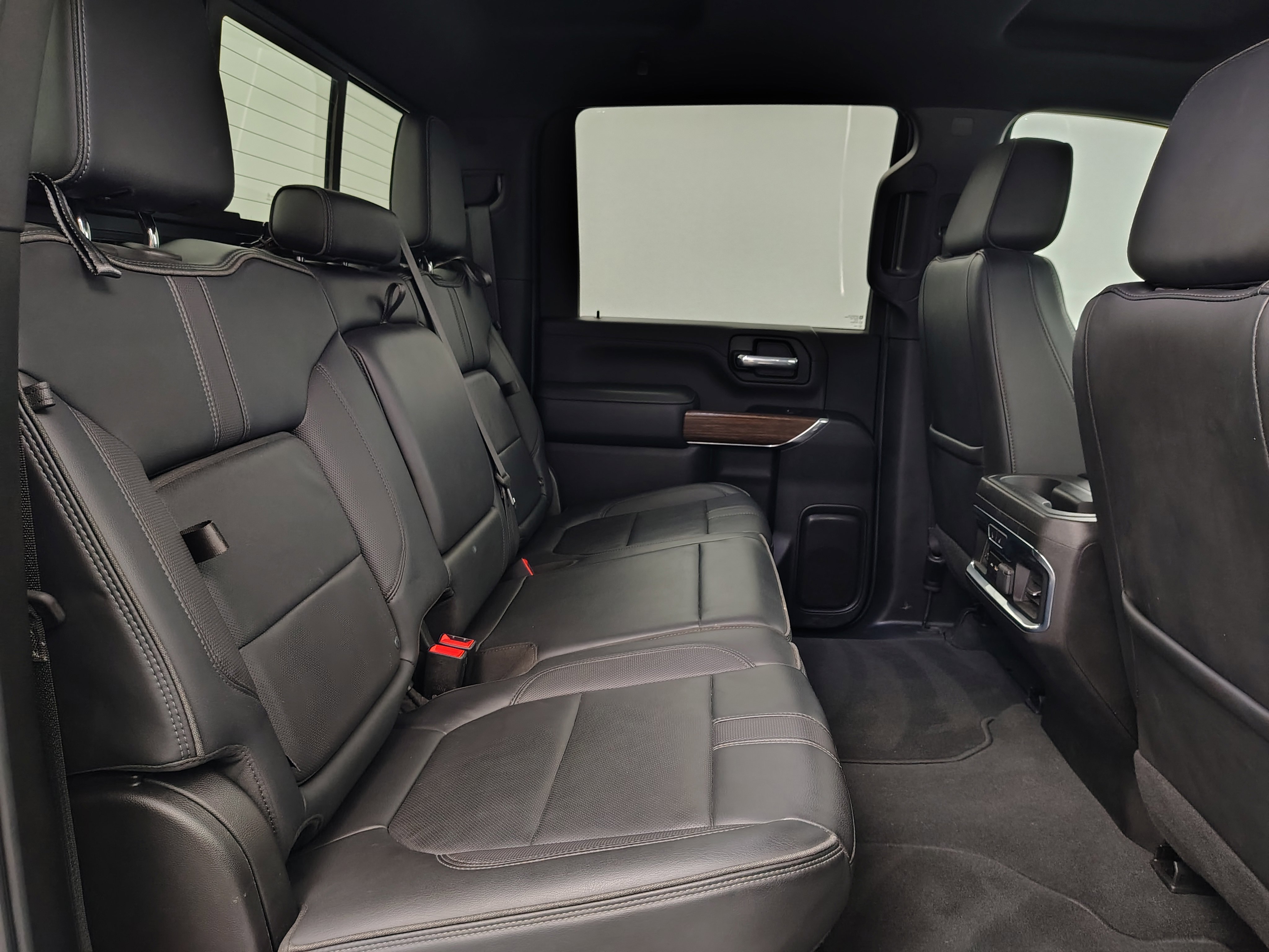 Used 2022 Chevrolet Silverado 3500 High Country w/ Technology Package image 34