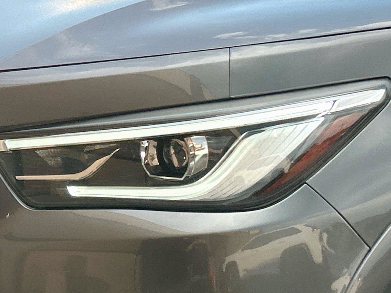 Used 2018 INFINITI QX80 4WD image 10