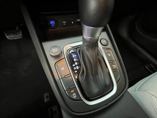 Used 2022 Hyundai Kona Limited AWD/4WD image 29