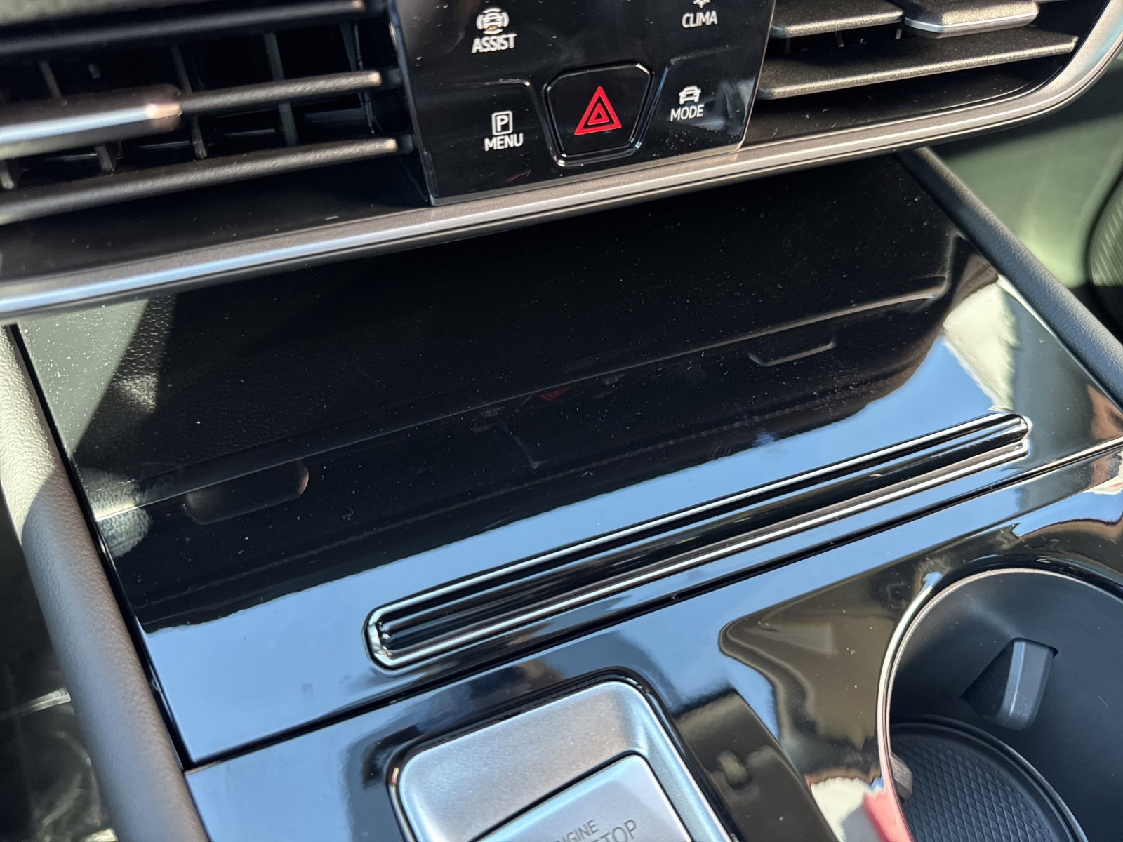 New 2026 Volkswagen Atlas SE image 29