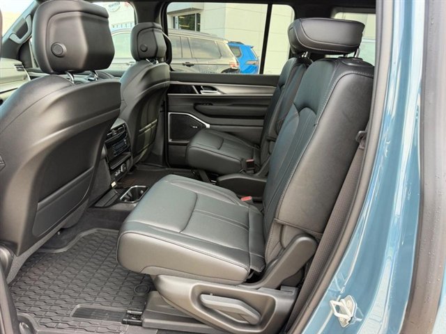 New 2026 Jeep Grand Wagoneer 4WD image 11