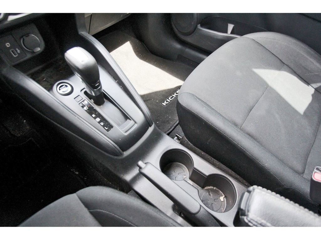 Used 2024 Nissan Kicks S image 22