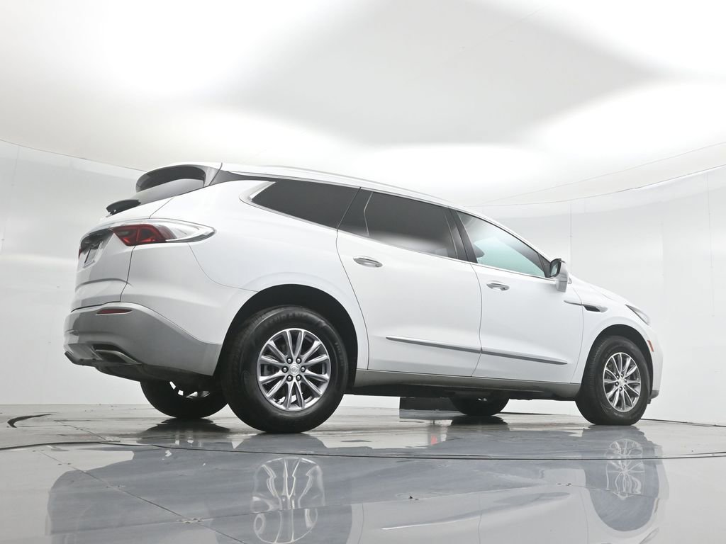 Used 2022 Buick Enclave Essence image 50