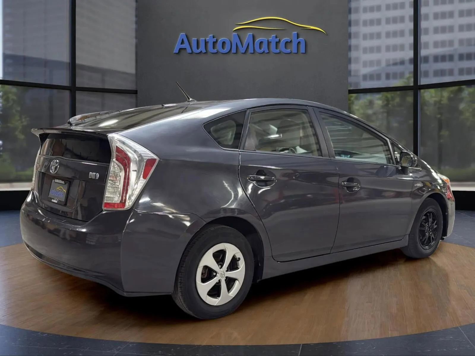 Used 2014 Toyota Prius Two image 11