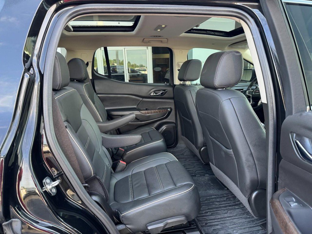 Used 2023 GMC Acadia Denali w/ Black Diamond Edition AWD/4WD image 13