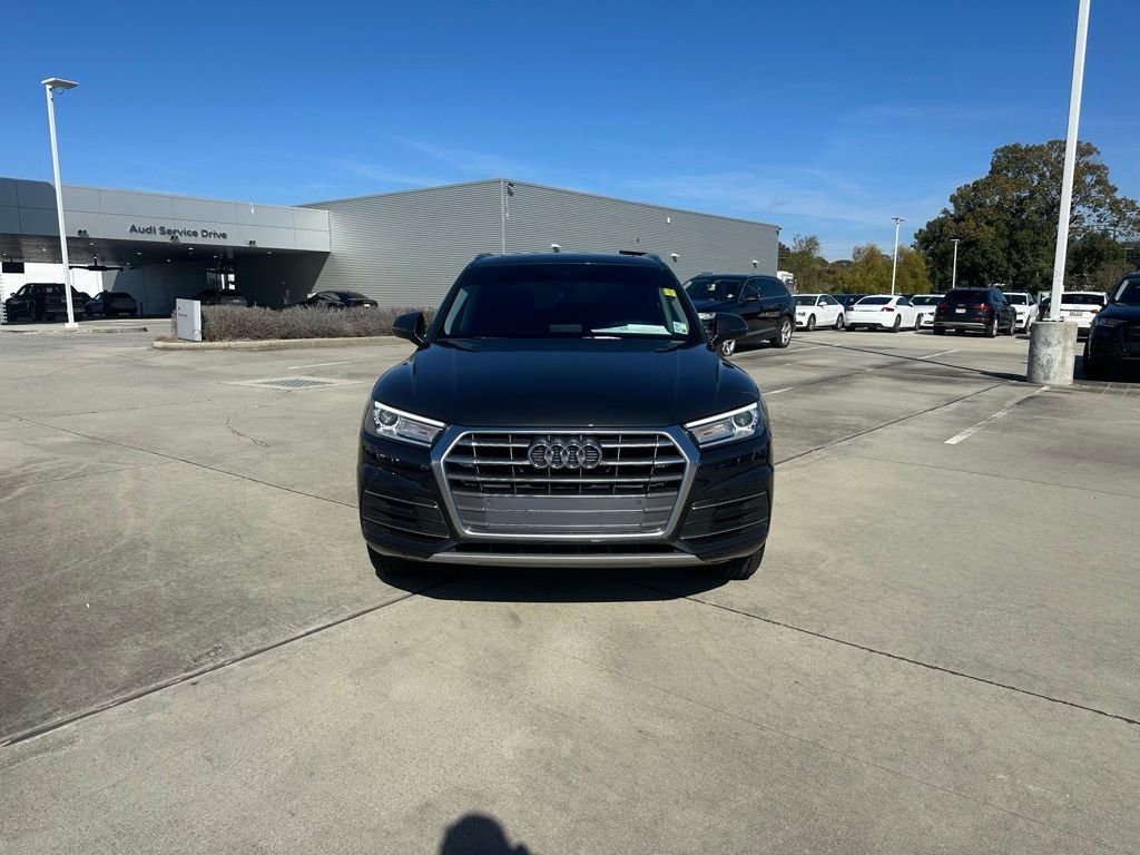 Used 2020 Audi Q5 2.0T Premium w/ Convenience Package image 2