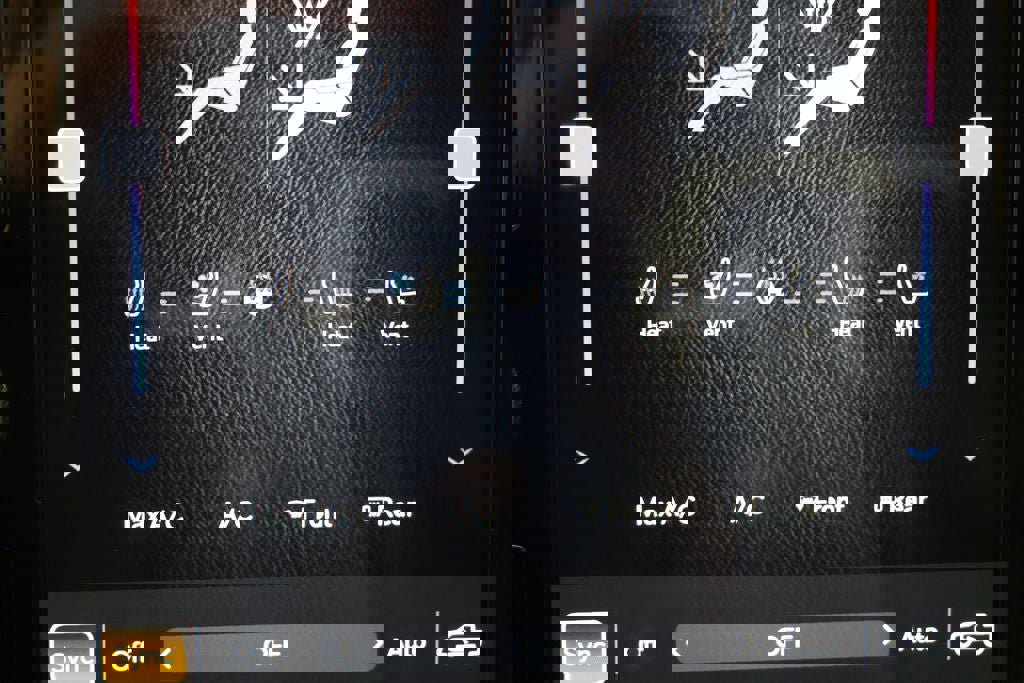 Used 2024 RAM 1500 Laramie AWD/4WD image 32