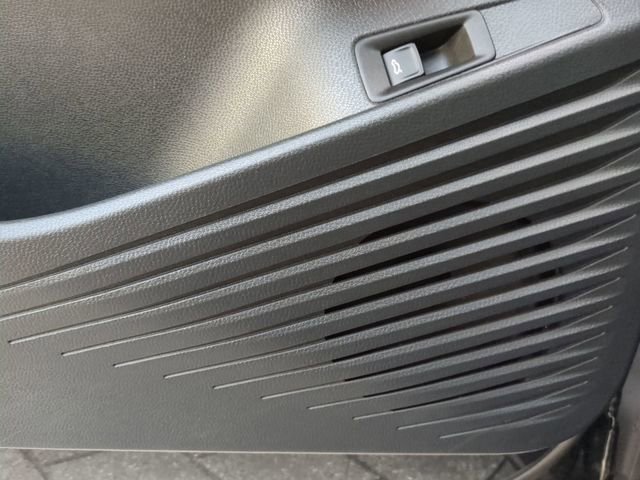 Certified 2021 Volkswagen ID.4 Pro S w/ Gradient Package image 19