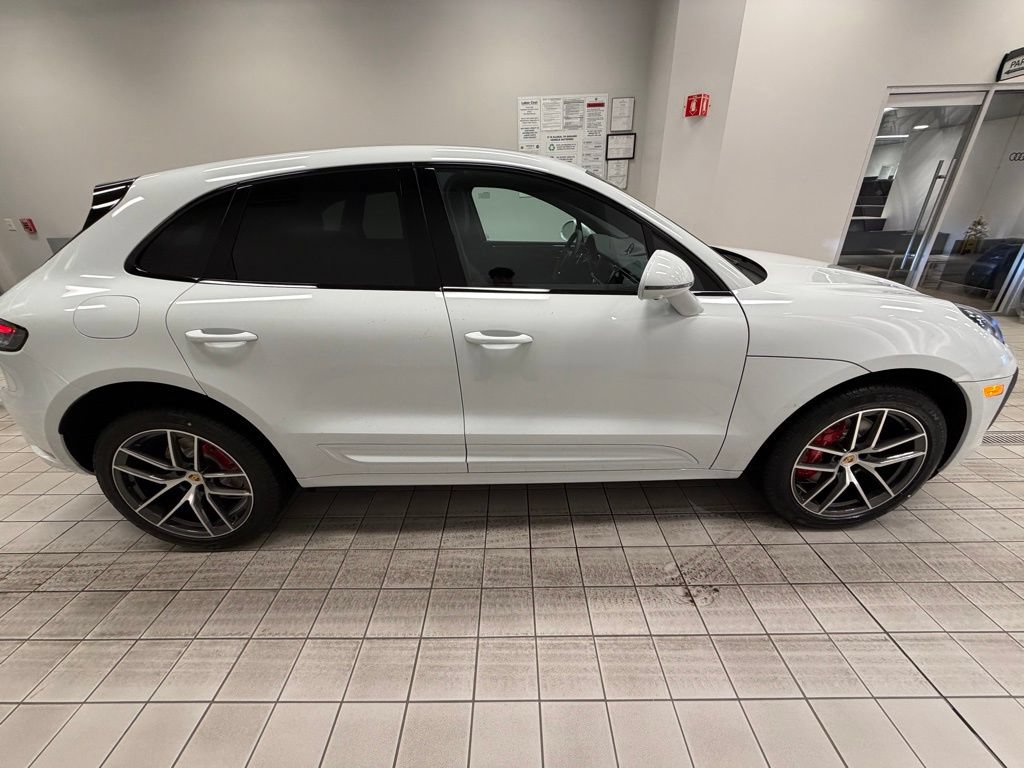 New 2026 Porsche Macan S AWD/4WD image 8