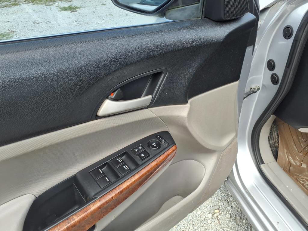 Used 2011 Honda Accord EX image 10