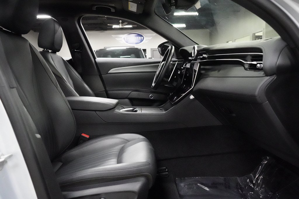 Used 2023 Maserati Grecale GT AWD/4WD image 33